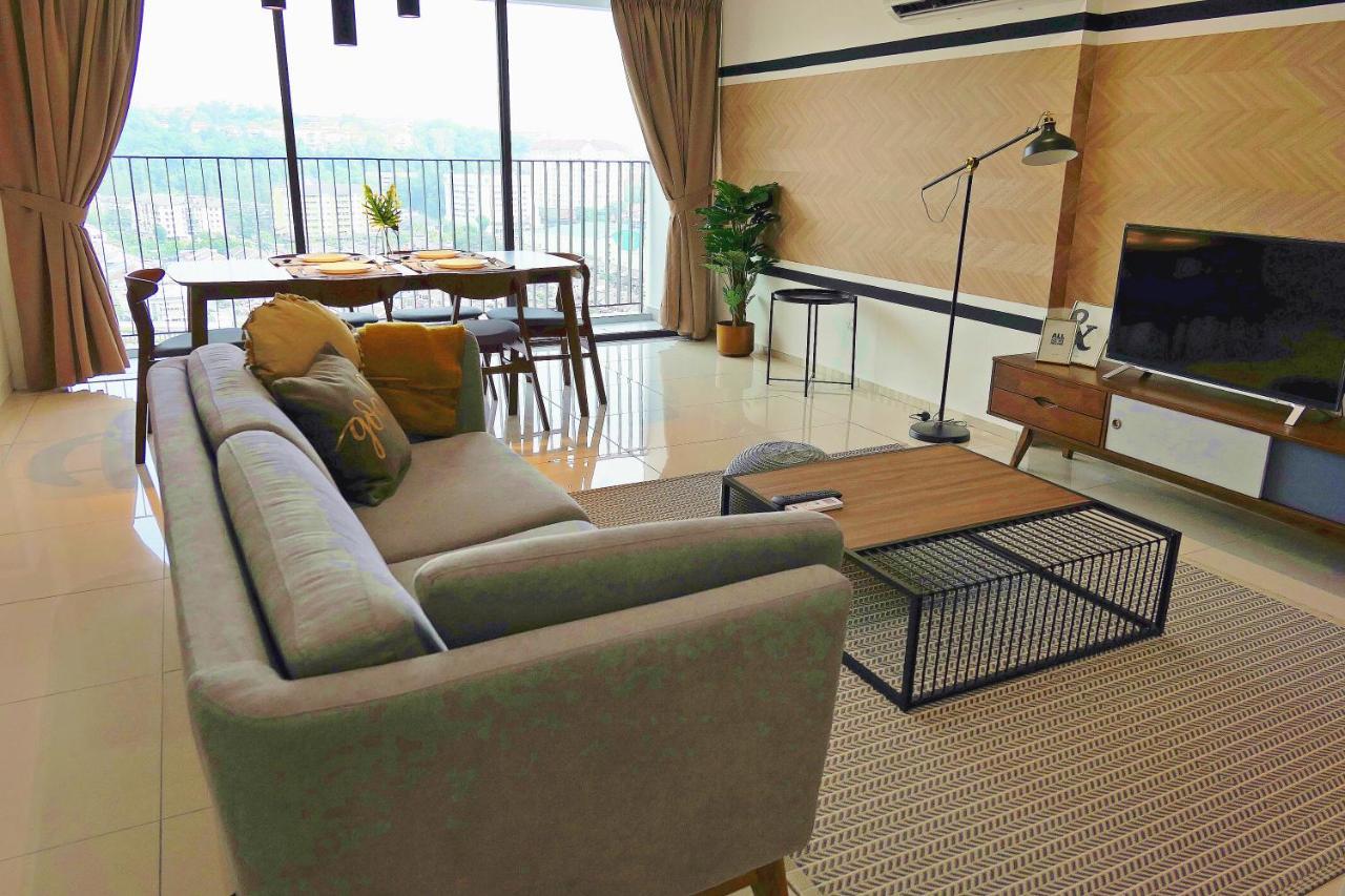 Eko Cheras Premium Suite Куала Лумпур Екстериор снимка